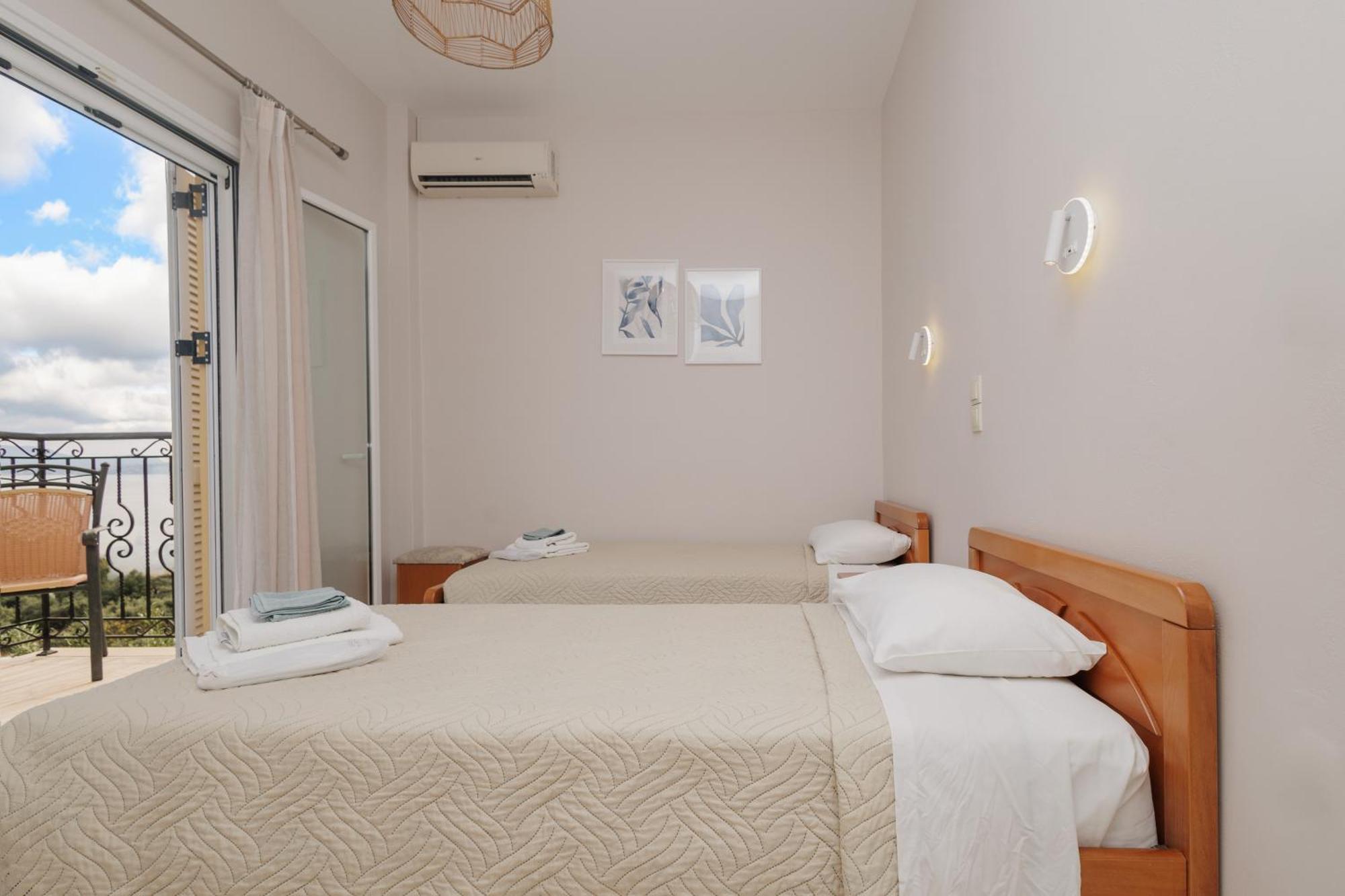 Butterfly Barbati Apartments Extérieur photo